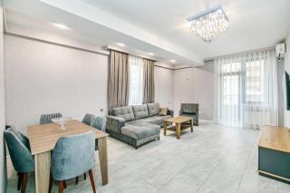 Luxury Apartments on Centre - Baku - 0