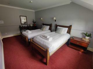 The Crown Hotel - 7