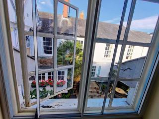 The Crown Hotel - Framlingham - 4