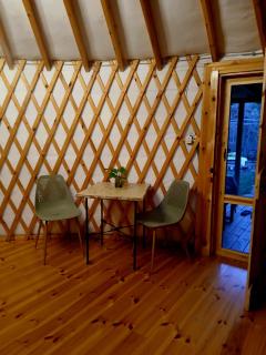 יורט על הנחל - 4