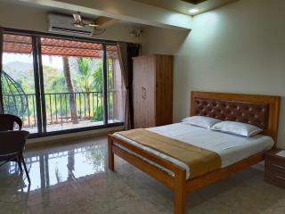 Arav Resort - Katrab - 3
