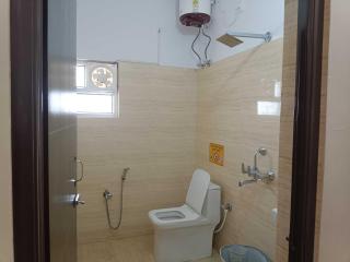 Hotel O Couples Hotel - 1