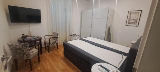 Apartment Kaza in center, with terrace, private parking, step to the sea - Opatija - 9