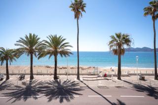 Luxueux Appartement avec Jardin Suspendu Vue Mer 10 min du Palais Cannes - 8