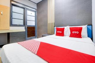 Hotel O Stasiun Tegal Near Alun-Alun Formerly Ameera Guest House - Tegal - 3