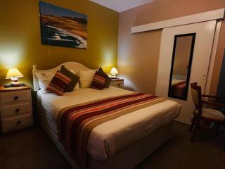 Ocean Haze Hotel - St. Davids - 1