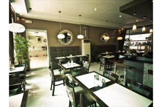Townhouse OAK Avitel Hotel - Manila - 4