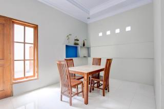 OYO 94210 D'draman Homestay Syariah - Wanujoyo - 7