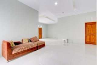 OYO 94210 D'draman Homestay Syariah - Wanujoyo - 9