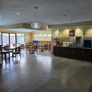 Karnes City Lodge - Karnes City - 8
