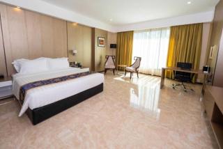 Sunday Hevea Hotel and Resort - Angeles - 5