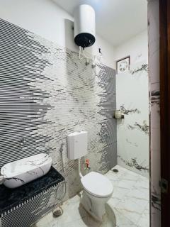 Shivaas Gaagar P Guest House - Varanasi - 9