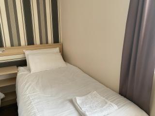 The Arncliff Hotel - 2