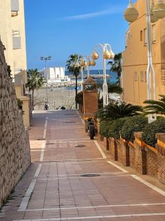 1st Line Beachfront with direct access to beach - Benalmádena - 5