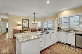 Grand Pavilion 30 by Wild Dunes, with Amenities - Isle of Palms - 2