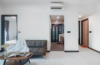 Lake View 2 Bedroom Apartment District 4 - Ho Chi Minh - 9