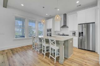Grand Pavilion 35 by Wild Dunes, Luxury Home in Resort Core with Amenity Access - Isle of Palms - 1