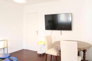 Quiet bright apartment - 2 minutes from Paris - Clichy - 8