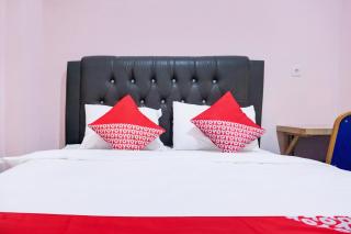 Hotel O Ilir Timur I Near Rsud Siti Fatimah Az-Zahra Formerly Lumendiva Suite - 1