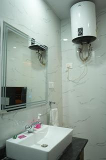Hotel Golden Palace - Lucknow - 5