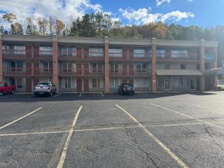 OYO Hotel Harriman near I-40 - Harriman - 7
