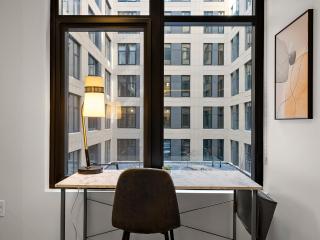 CozySuites NLG with pool bowling alley sauna #17 - Minneapolis - 4