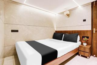 Hotel O Woodland - Bombay - 6