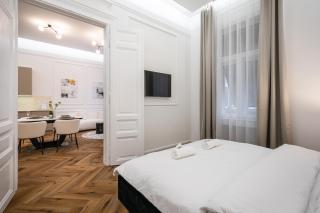 Lázár 16 - Budapest Royal Opera Suite, Best Location by BQA - 8