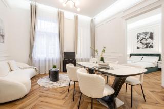 Lázár 16 - Budapest Royal Opera Suite, Best Location by BQA - 0