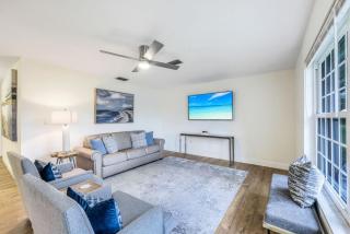 Modern Family Vacation Retreat, Near Great Beaches, Dining, Shops and Local Attractions - Fort Myers - 4