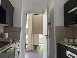 Dainfern Cozy Condo - 2