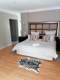 Pearl classic holiday homes - 8