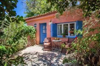Charming Pink Villa - Skopelos Town - 0