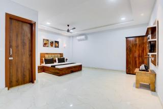 Super Hotel O Sui Generis Motel And Banquets - Bathinda - 0