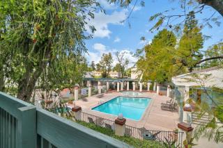 High Ceilings 3BR with Loft-2 Baths Pool & Jacuzzi - 2