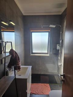 Quarto em Coimbra com casa banho compartilhada - Coimbra - 7
