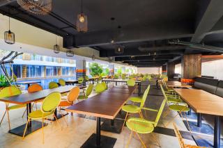 Sunday Hotel Arshika Sunset Road - Kuta - 2