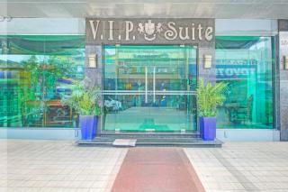 Townhouse Oak VIP Suites, Evangelista Makati Manila - Manila - 0