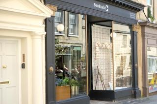 Spacious City Centre Apartment Bath - 6