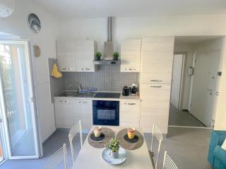 La Casa della Piazza by Holiday World - Savona - 9