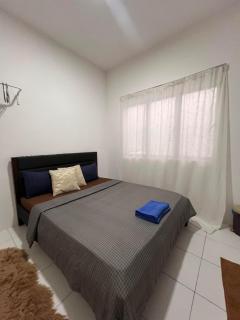 Lily Dante - Tanah Rata - 3