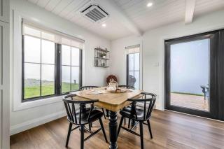 Ocean Front Saltbox 'SeaForever' wHot Tub - 5