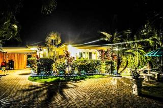 Royalty Villas - Saint Annʼs Bay - 9