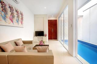 Villa Kyra 2 Canggu - Dalung - 5