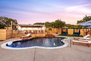 Quaint and Cozy Tiny Home For a Peaceful Nature Getaway in Dripping Springs, Texas - Dripping Springs - 5