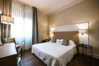 Hotel De La Ville - Riccione - 9