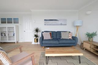 Spectacular Waterfront Views With Parking At 'Mariners Mirror' - Falmouth - 4