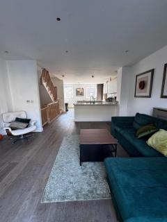 Modern 3 Bed 3 Bath House near Greenwich - Londra - 0