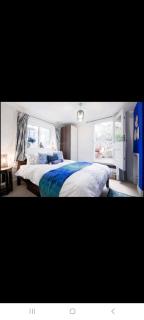 Sunny room with private bath & terrace in Clapham Junction, minutes from Victoria, Waterloo, Chelsea - 4