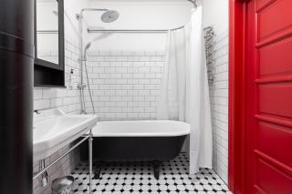 Industrial Style 2bd apartment in City Centre - Riga - 9